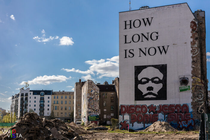 1F0A8229-b_vividvista